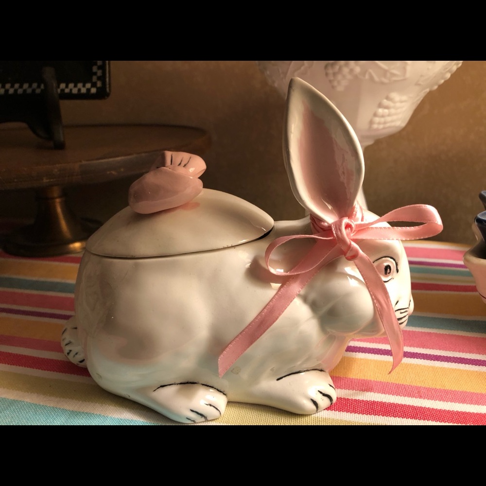Vintage Rabbit Cookie Jar